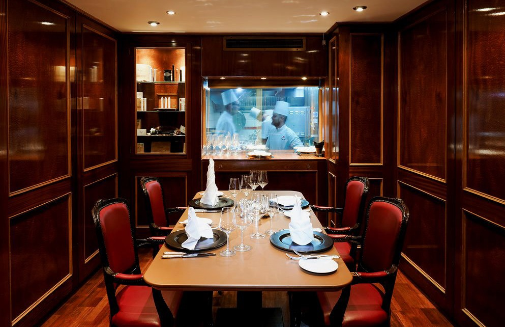 Luxury Chef's Table Experience for Six at Mosimann's, London
